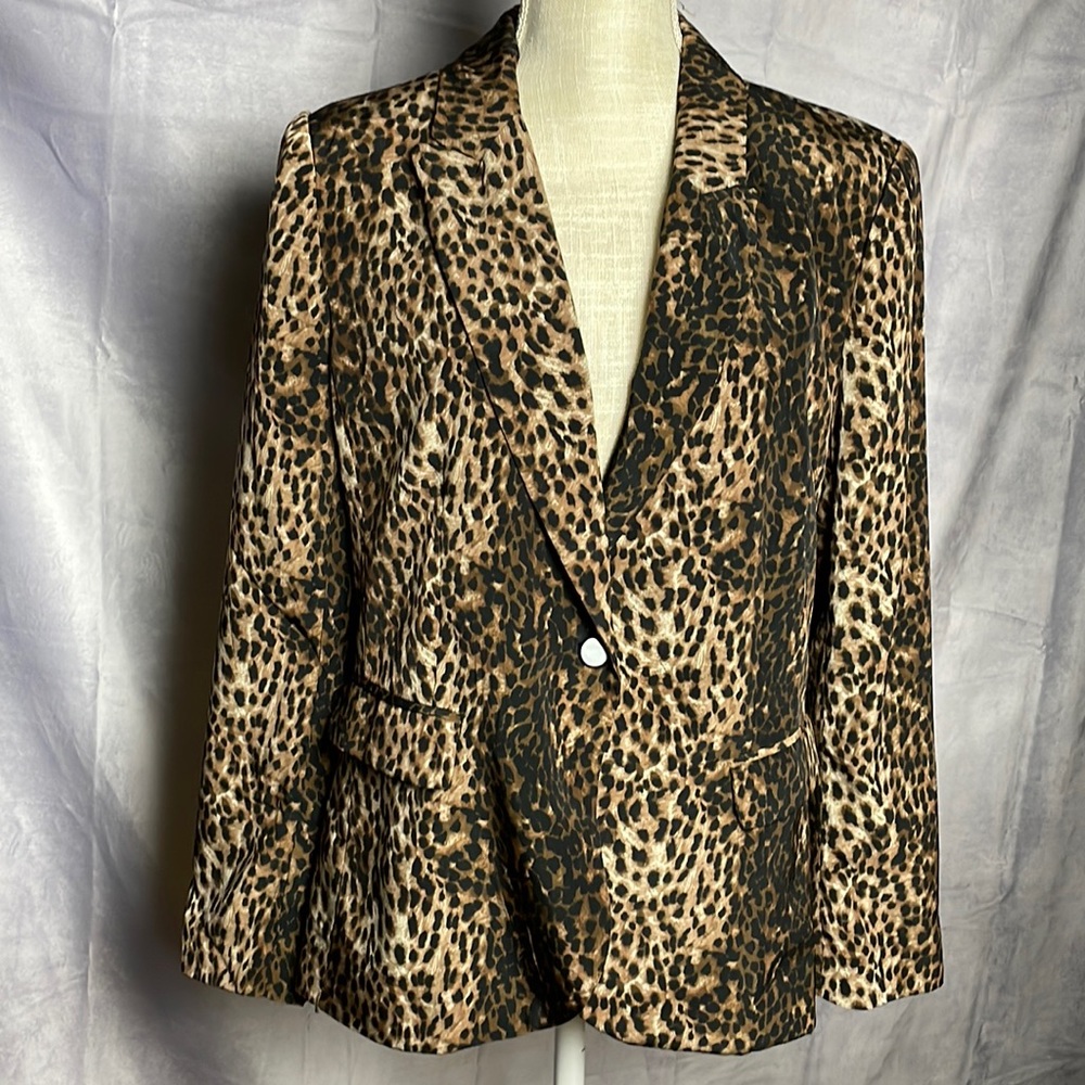 CHICOS VERONICA LEOPARD BLAZER SIZED 1  NWT